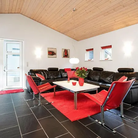 Ferienhaus Exotic Holiday In Oksb L With Sauna